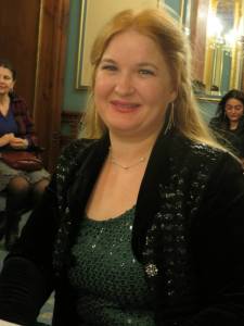 Daniela Apostol la lansarea Revistei Scriitorul Român, 23.10.2013, Casa Capşa-Blue Saloon