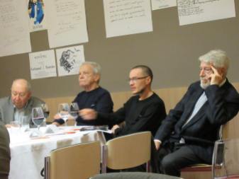 Scriitorul Român La Novotel-București, evenimentul Revistei Scriitorul Român din 14 aprilie 2016,ora 19, participanți 4, eu ,Eugen Mihăescu, Andrei Reketes