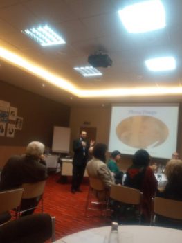 Scriitorul Român La Novotel-București, evenimentul Revistei Scriitorul Român din 14 aprilie 2016,ora 19, participanți 4, eu vorbind